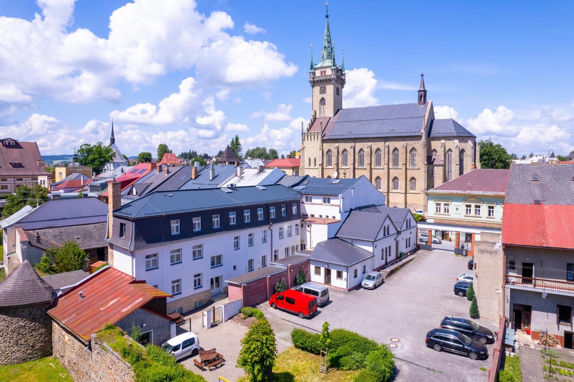 Hotel Pivovar Polička Esterno foto